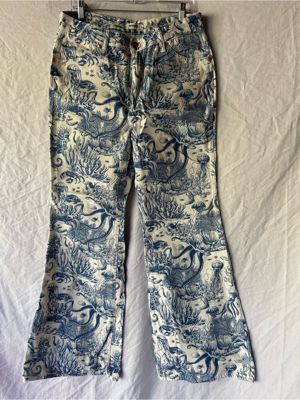 Wrangler Underwater Print Flared Bell Bottom Pants in Blue and Cream - Picture 1 of 7